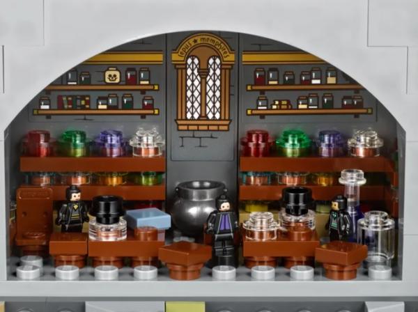 harry potter kasteel zweinstein - lego - lego set - lego bouwen - brick it - verhuur - speelgoedwinkel - speelgoed - vlaanderen - wallonië - belgië