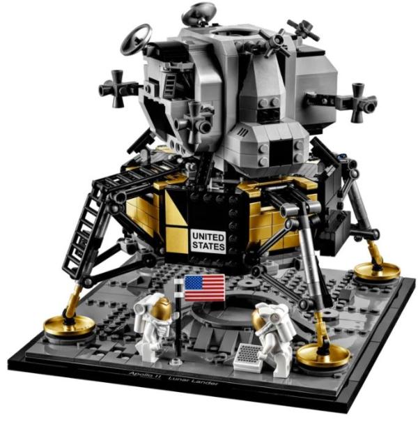 10266 NASA Apollo 11 Maanlander 4