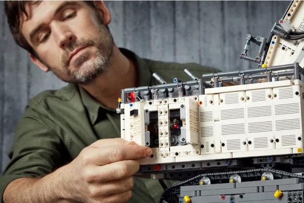 lego liebherr r9800
