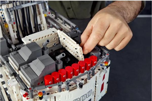 lego liebherr r9800