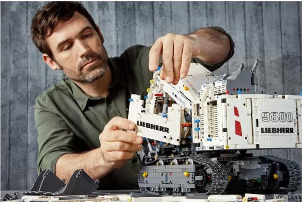 lego liebherr r9800