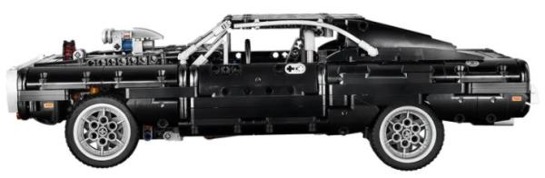 42111 Dom's Dodge Charger 4