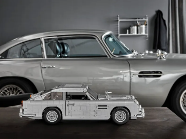 10262 James Bond Aston Martin DB5 12