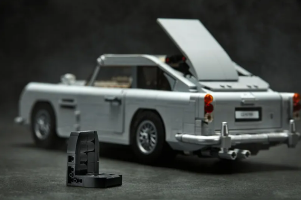 10262 James Bond Aston Martin DB5 6