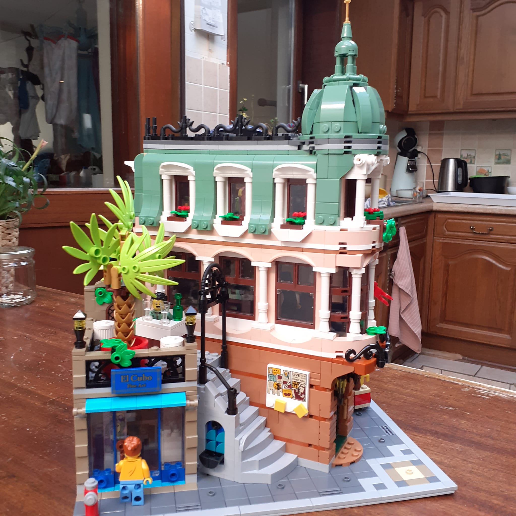 LEGO Creator Expert L'hôtel-boutique 10297 / Construction Jeux